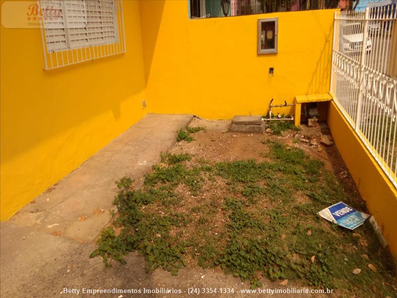Casa a Venda no Vila Julieta em Resende