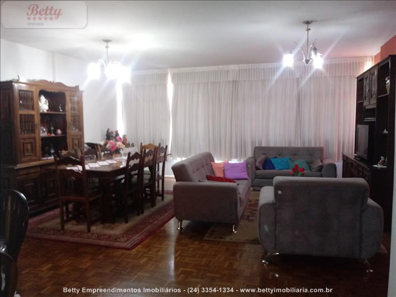 Apartamento a Venda no Campos Elíseos em Resende