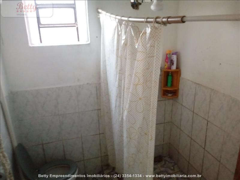 Casa a Venda no Jardim Alegria em Resende