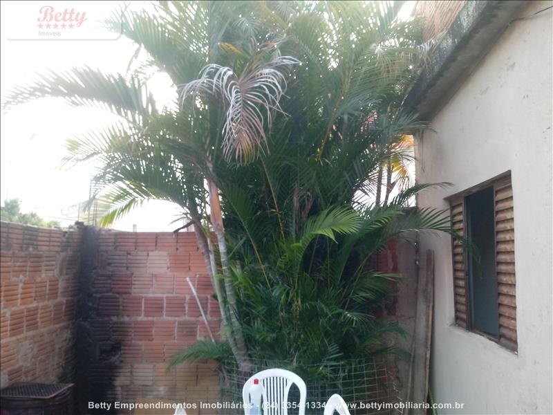 Casa a Venda no Jardim Alegria em Resende