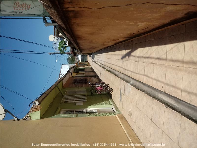 Casa a Venda no Alambari em Resende