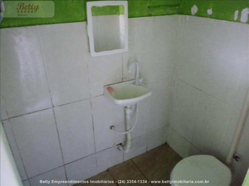 Casa a Venda no Alambari em Resende
