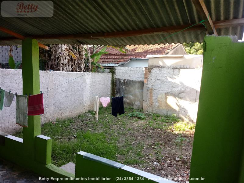 Casa a Venda no Alambari em Resende