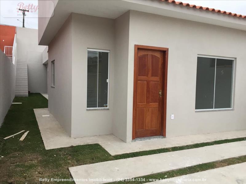Casa a Venda no Mirante das Agulhas em Resende