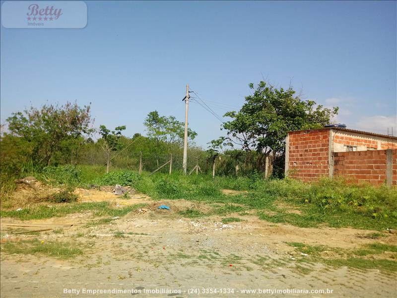 Terreno a Venda no Jardim Aliança II em Resende