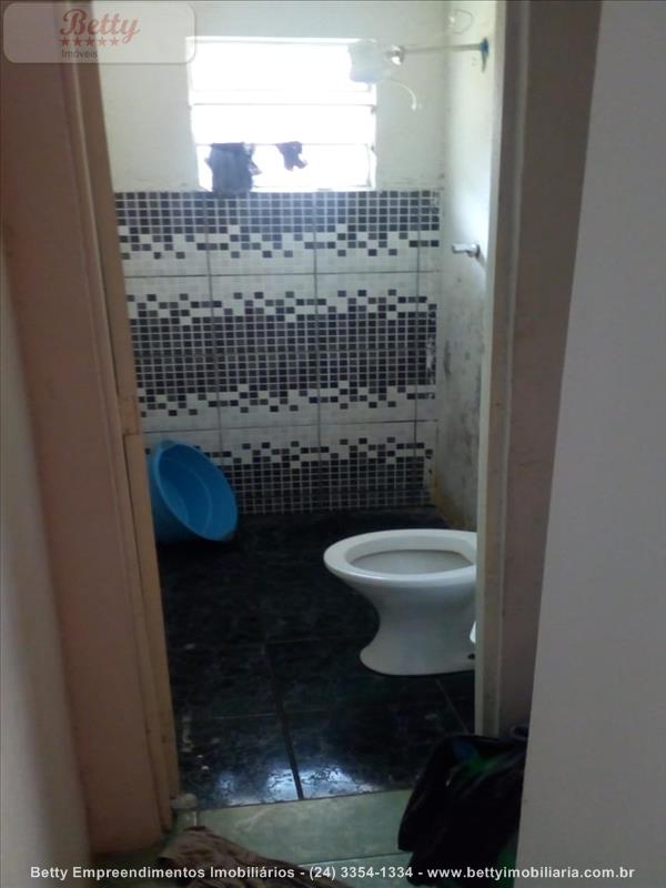 Casa a Venda no Jardim Primavera I II III em Resende