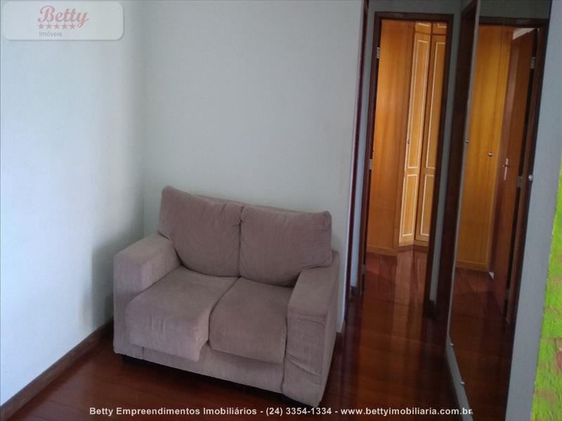 Apartamento a Venda no Jardim Jalisco em Resende