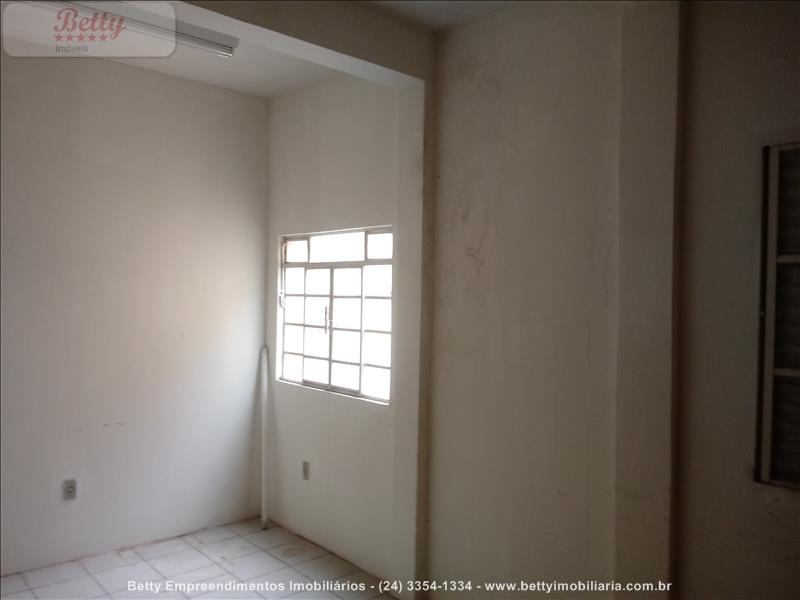 Casa a Venda no Jardim Tropical em Resende