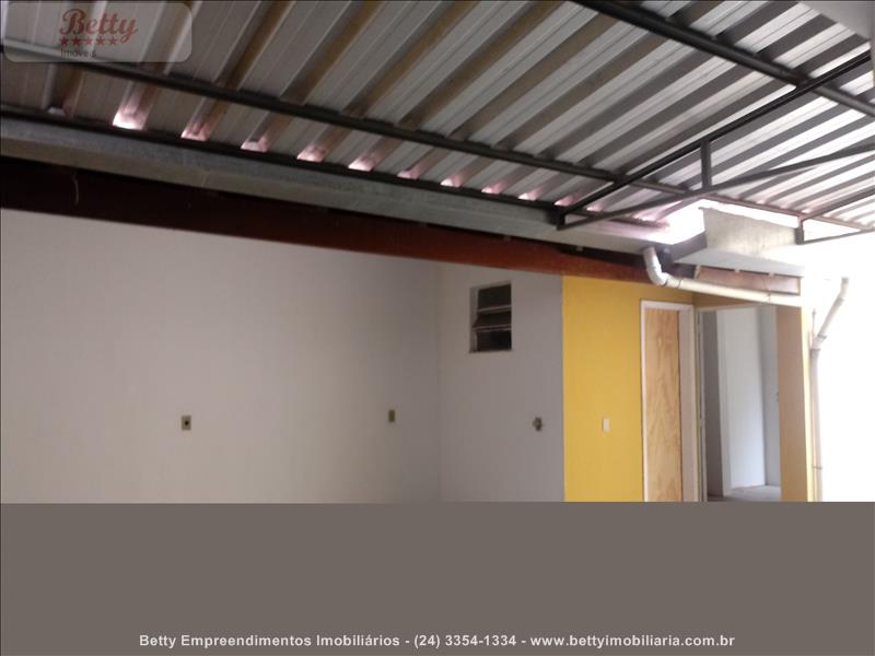 Casa a Venda no Jardim Tropical em Resende