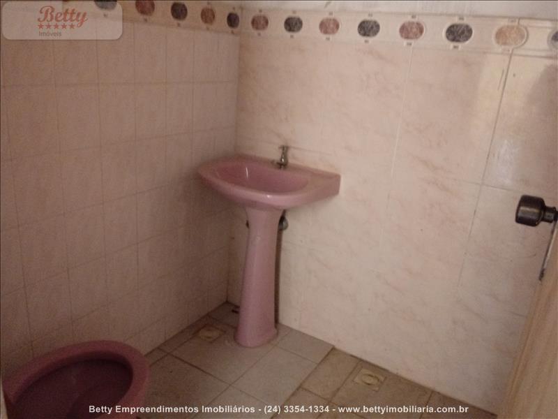 Casa a Venda no Jardim Tropical em Resende
