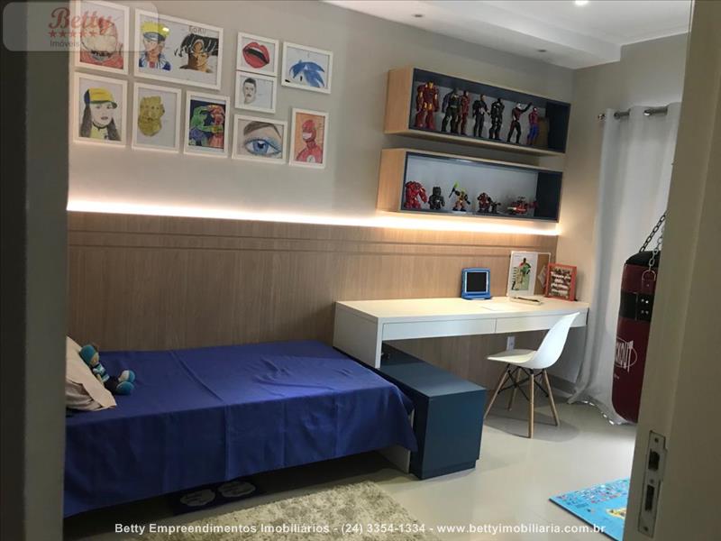 Casa a Venda no Morada da Colina I II III em Resende
