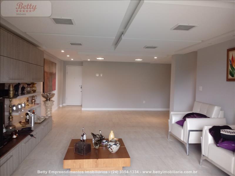 Apartamento a Venda no Paraíso em Resende