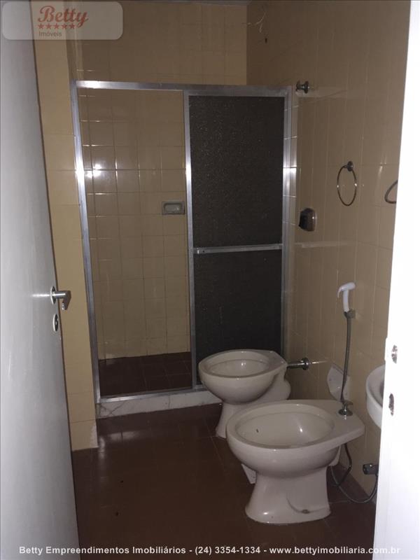 Apartamento para Alugar no Comercial em Resende