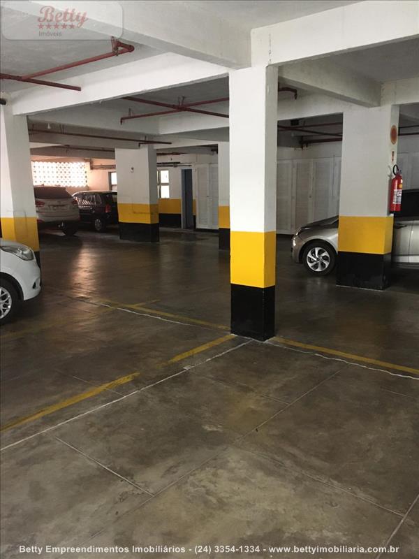 Apartamento para Alugar no Comercial em Resende
