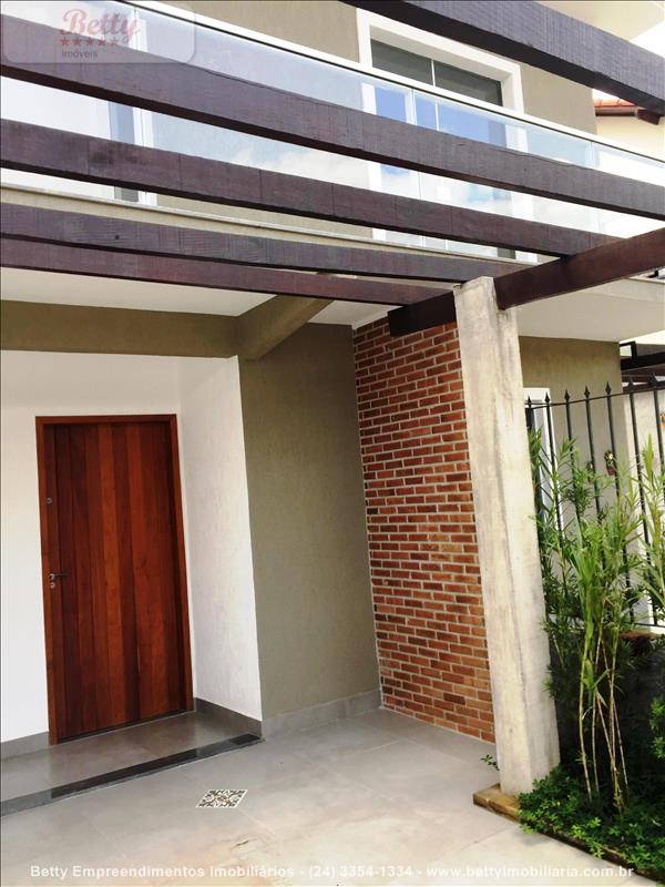 Casa para Alugar no Morada da Colina I II III em Resende