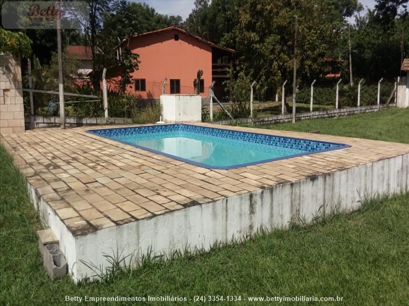 Casa para Alugar no Casa da Lua em Resende
