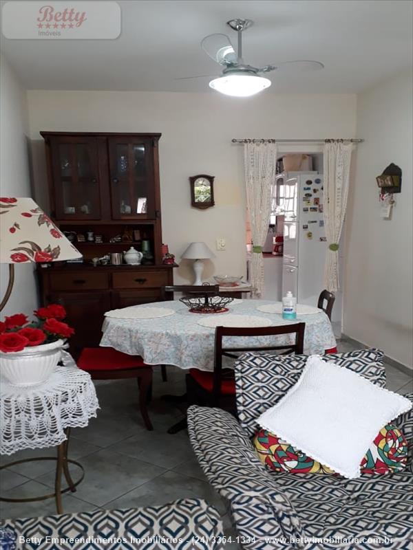 Casa para Alugar no Mirante das Agulhas em Resende