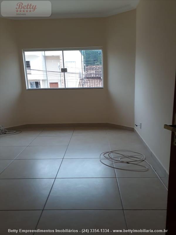 Casa para Alugar no Mirante das Agulhas em Resende