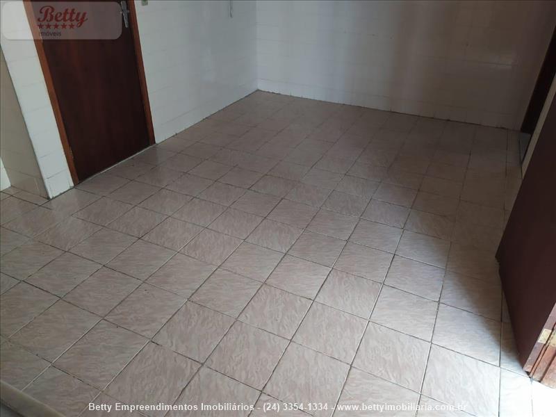 Apartamento para Alugar no Liberdade em Resende