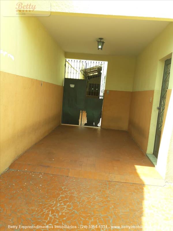 Casa para Alugar no Campos Elíseos em Resende