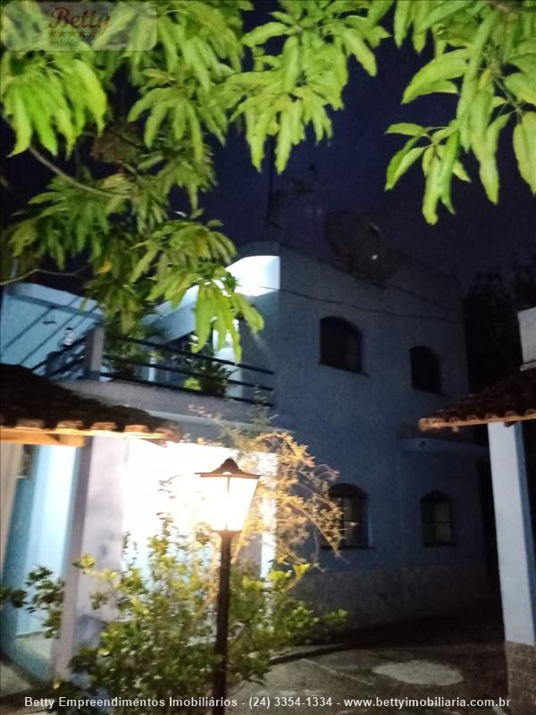 Casa para Alugar no Vila Verde em Resende