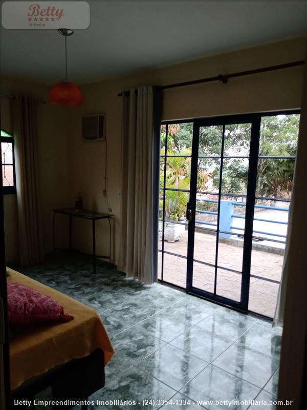 Casa para Alugar no Vila Verde em Resende