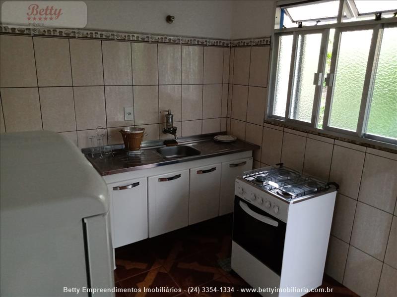 Casa para Alugar no Vila Verde em Resende