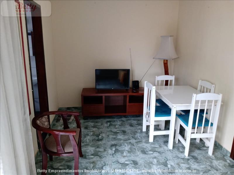 Casa para Alugar no Vila Verde em Resende