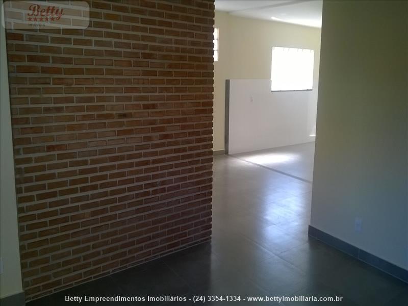 Casa para Alugar no Morada da Colina I II III em Resende