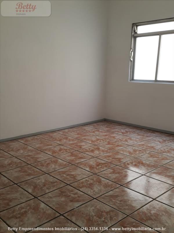 Apartamento para Alugar no Jardim Tropical em Resende