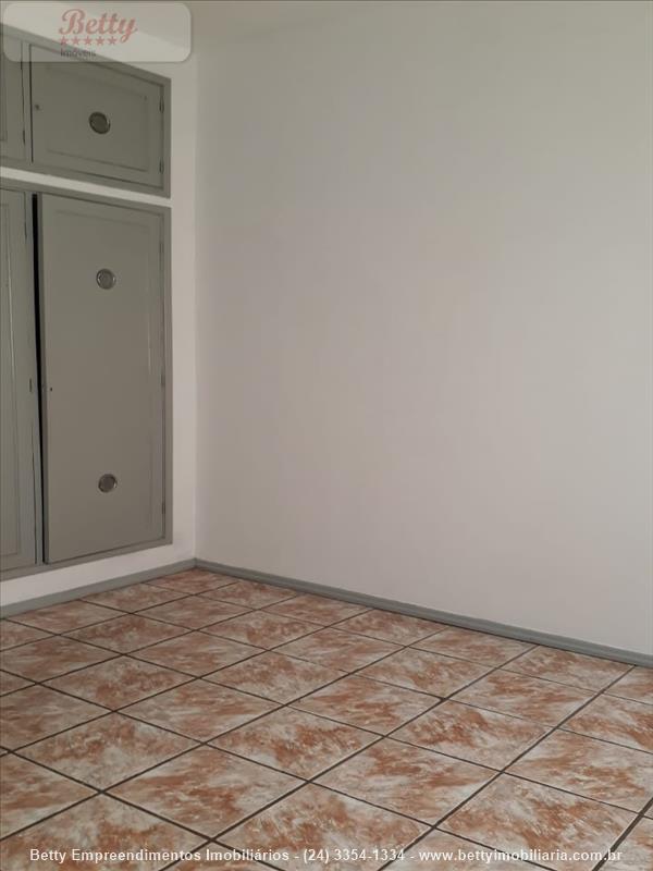Apartamento para Alugar no Jardim Tropical em Resende