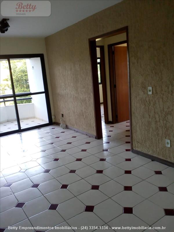 Apartamento a Venda no Comercial em Resende