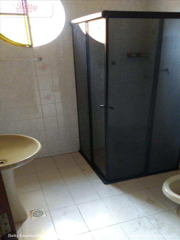 Casa para Alugar no Vila Moderna em Resende