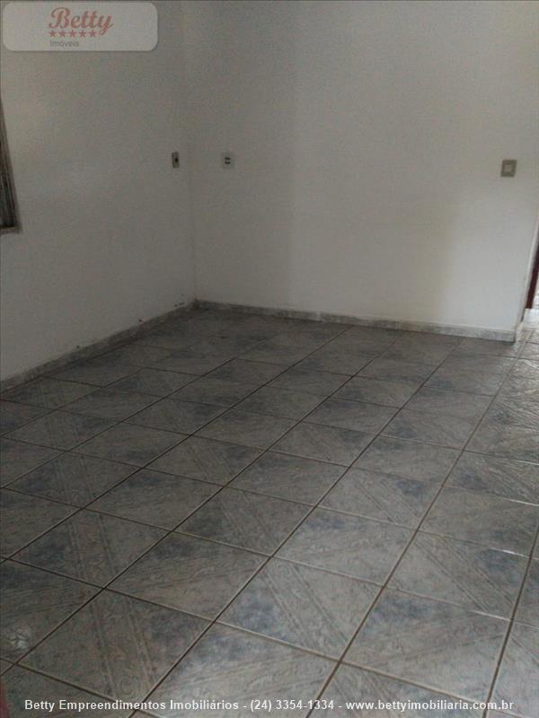 Casa para Alugar no Vila Moderna em Resende
