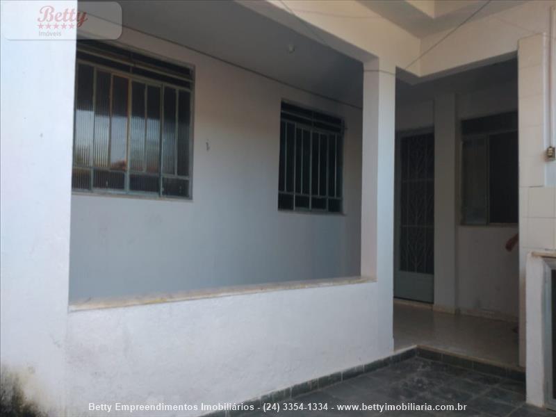 Casa para Alugar no Paraíso em Resende