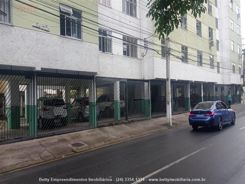 Apartamento para Alugar no Comercial em Resende