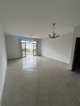 Apartamento à Venda