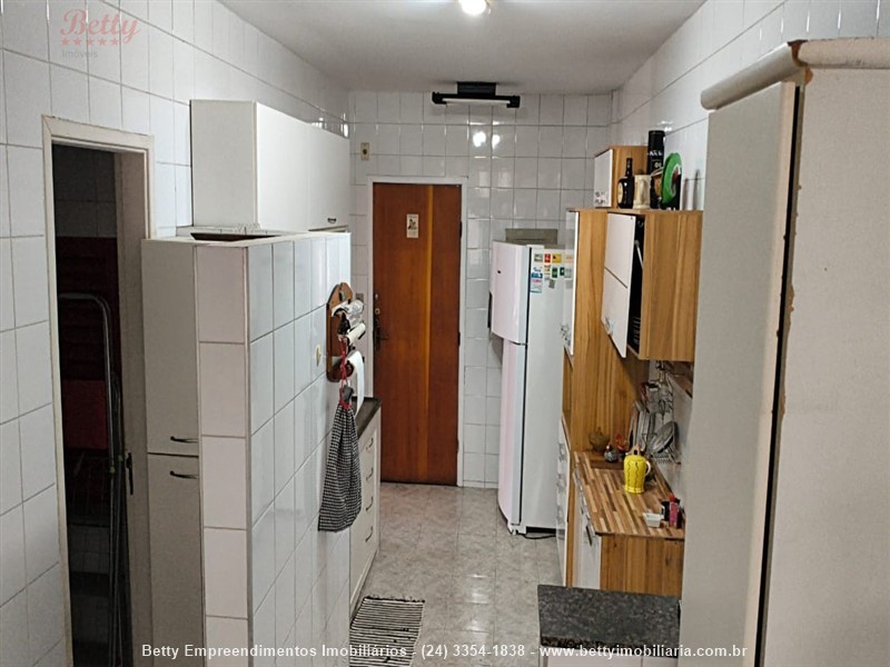Apartamento para Venda ou Alugar no Centro em Resende - Foto do Imvel