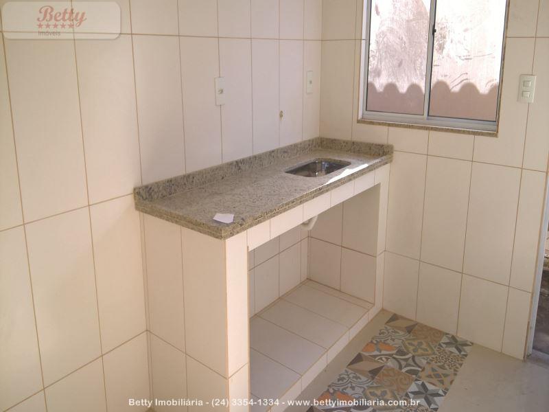 Casa a Venda no Morada do Contorno em Resende