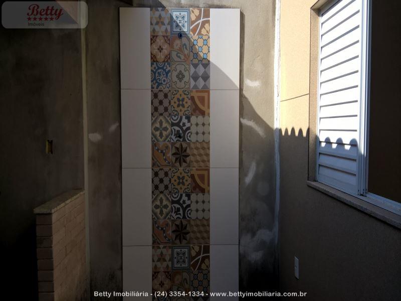 Casa a Venda no Morada do Contorno em Resende
