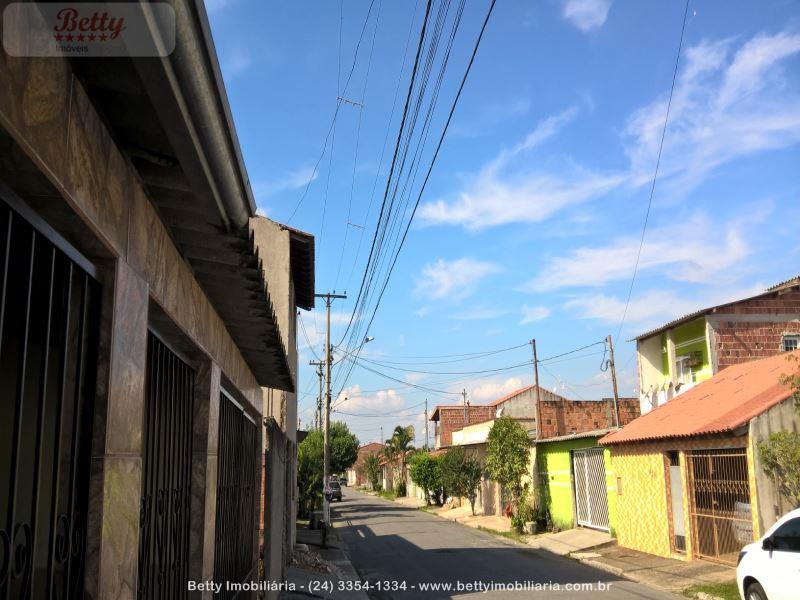 Casa a Venda no Morada do Contorno em Resende