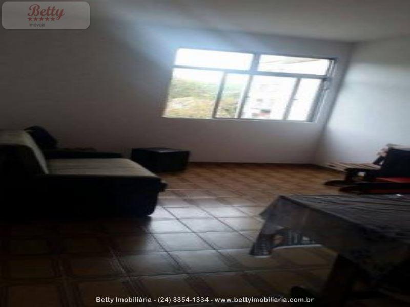 Apartamento a Venda no Comercial em Resende
