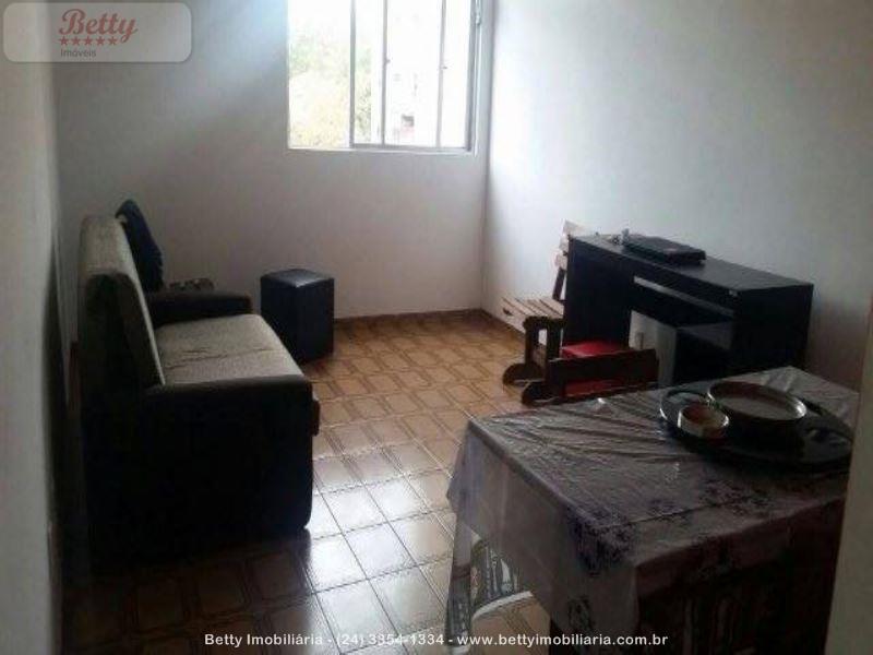 Apartamento a Venda no Comercial em Resende