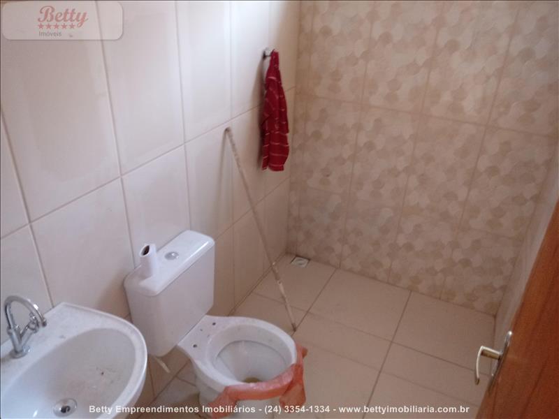 Casa a Venda no Morada da Montanha em Resende