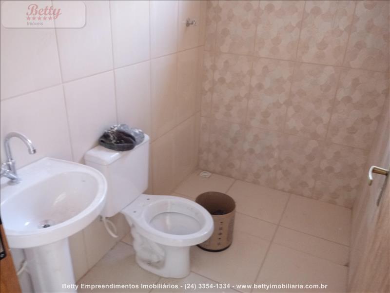 Casa a Venda no Morada da Montanha em Resende