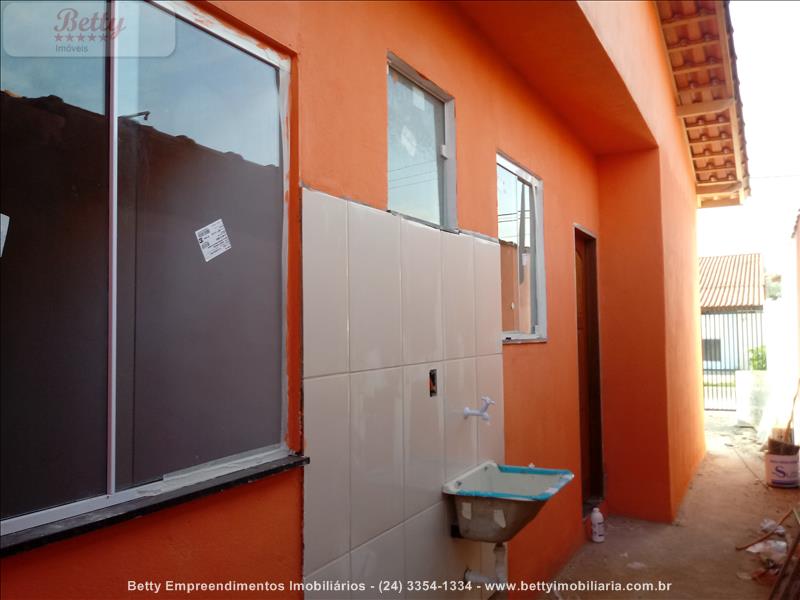 Casa a Venda no Morada da Montanha em Resende